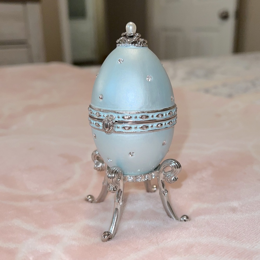 Tiffany Blue Engagement Ring Box